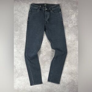 [159] NEUW Stockholm 2009 Ray Tapered Jeans Size
W29 L32 Denim